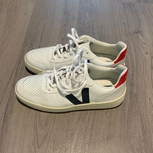 Veja V-10 Mens White Red Blue Leather Sneakers (Size 10US / 43EU)